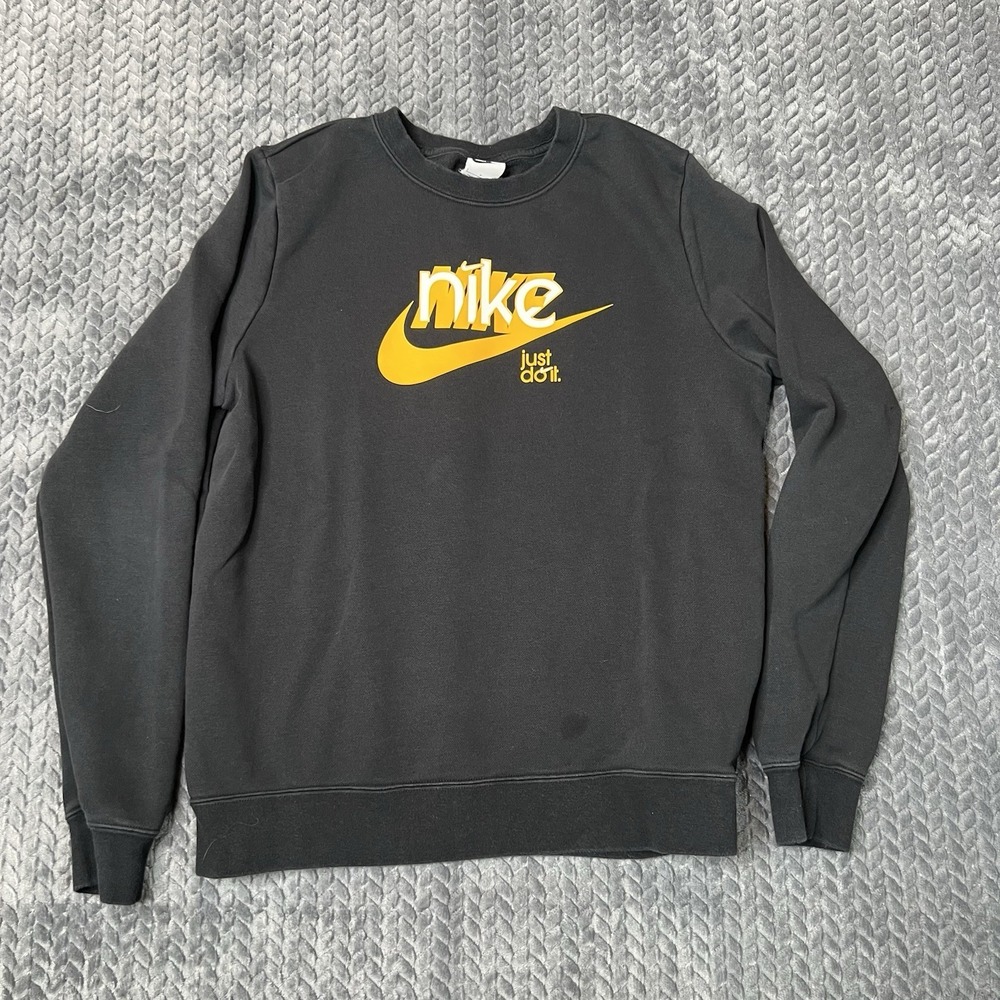 Nike Women's Club Fleece French Terry Graphic Sweatshirt Small Black